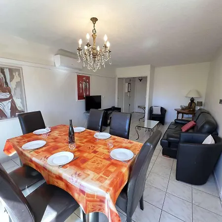 T3 Climatisé, 2 Chambres, Balcon, Parking, Proche Plage, Lave-linge - Fr-1-702-22 * Agde