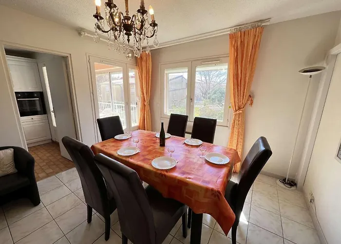 T3 Climatisé, 2 Chambres, Balcon, Parking, Proche Plage, Lave-linge - Fr-1-702-22 Appartamento